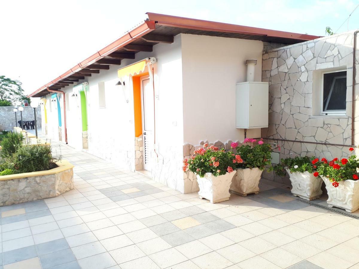 Hotel Oltremare à Vignacastrisi Extérieur photo